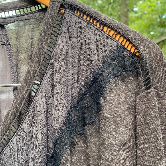 Lace Flowy Top - Picture 2 of 5